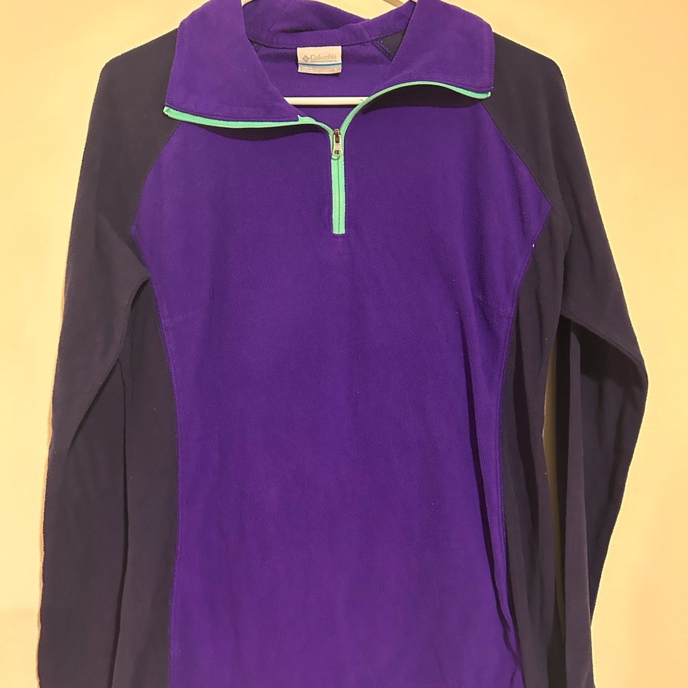 Columbia women’s size large 3/4 zip sweater